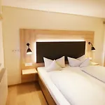 Hotel Zollersteighof 3*