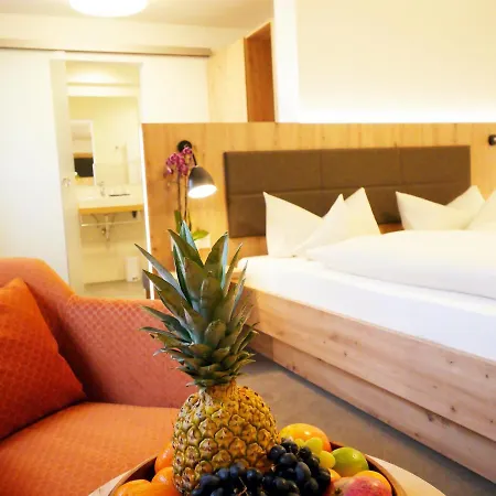 Hotel Zollersteighof 3*